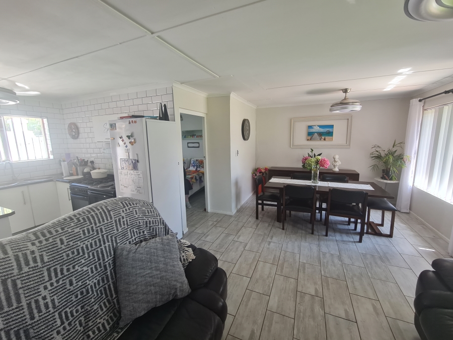 2 Bedroom Property for Sale in Paradise Beach Eastern Cape